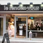 Le Rendez-Vous by Joaquina Montauban