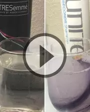 Ce coiffeur résume en une photo la différence entre shampooing professionnel et shampooing de grande surface !