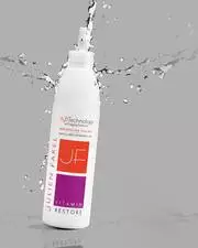 Julien Farel lance son shampooing anti-âge