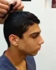 Une kippa en cheveux pour la porter en toute circonstance, ni vu ni connu