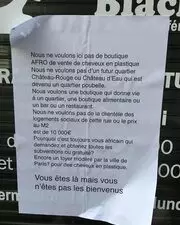 Ce que cette gérante de salon afro a trouvé sur sa vitrine est tout bonnement scandaleux !