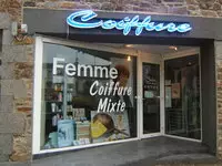 Femme Coiffure Plélo