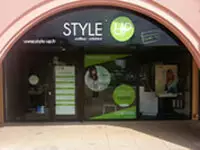 Syem hair designers Lattes