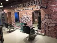 The Hairgum Barber Shop Ecully